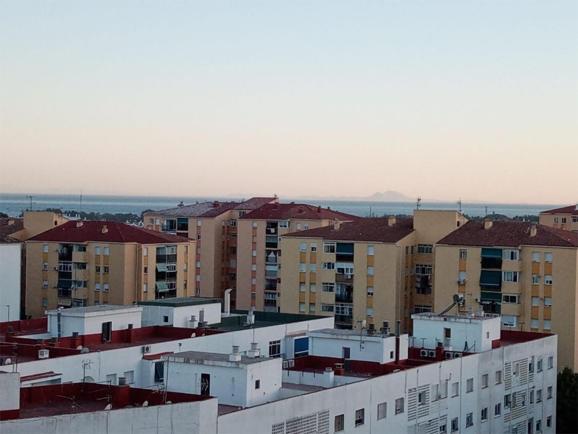 Vista exterior de Piso en venta en Marbella con Aire acondicionado, Calefacción y Amueblado