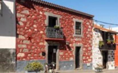 Casa adosada en alquiler en casco urbano