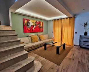 Living room of Single-family semi-detached to share in Marbella  with Air Conditioner