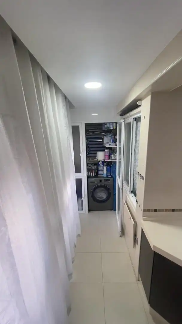 Piso en venta en Puntales - Zona Franca Piso en venta en Cádiz con Horno, Microondas y Balcón