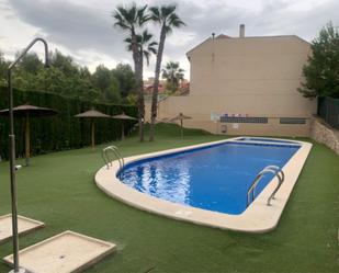 Piscina de Casa adosada de lloguer en Molina de Segura amb Aire condicionat i Terrassa