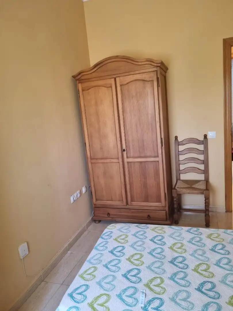 Piso de alquiler en Calle la Legua, Norte Habitación de Piso de alquiler en Mérida con Aire acondicionado, Calefacción y Trastero