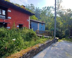 Exterior view of House or chalet for sale in Llanes