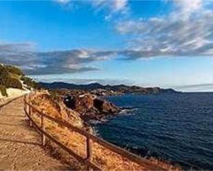 Vista exterior de Casa o xalet en venda en Llançà amb Terrassa