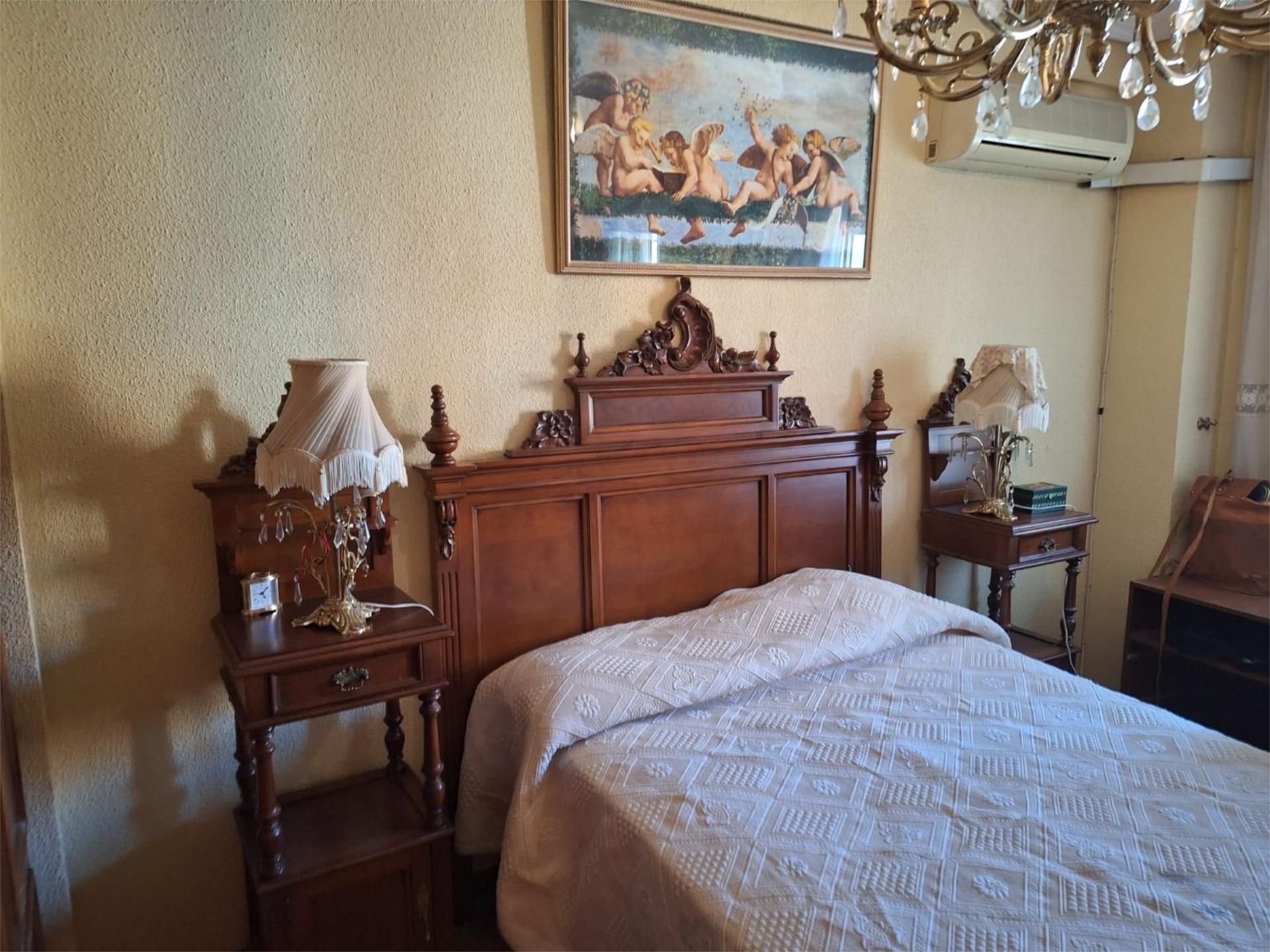 Bedroom of Flat to share in Fuenlabrada  with Air Conditioner, Heating and Furnished