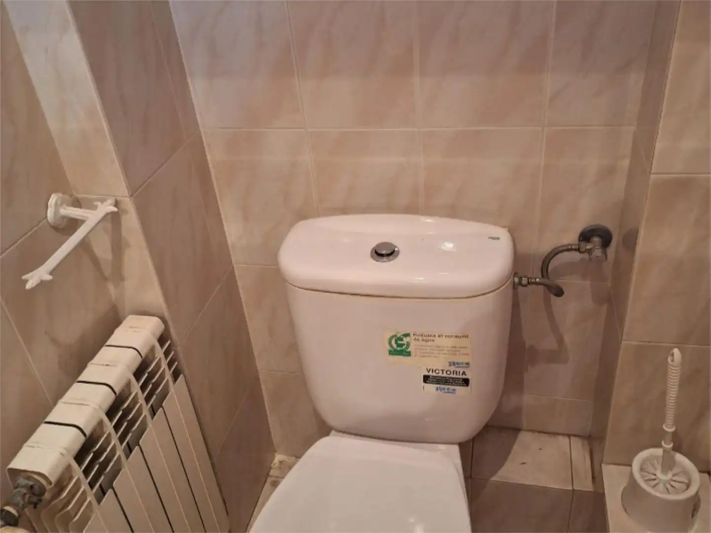 Baño de Piso para compartir en Fuenlabrada con Aire acondicionado, Calefacción y Amueblado