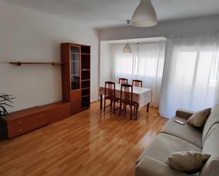 Living room of Duplex to share in  Valencia Capital  with Air Conditioner, Parquet flooring and Furnished