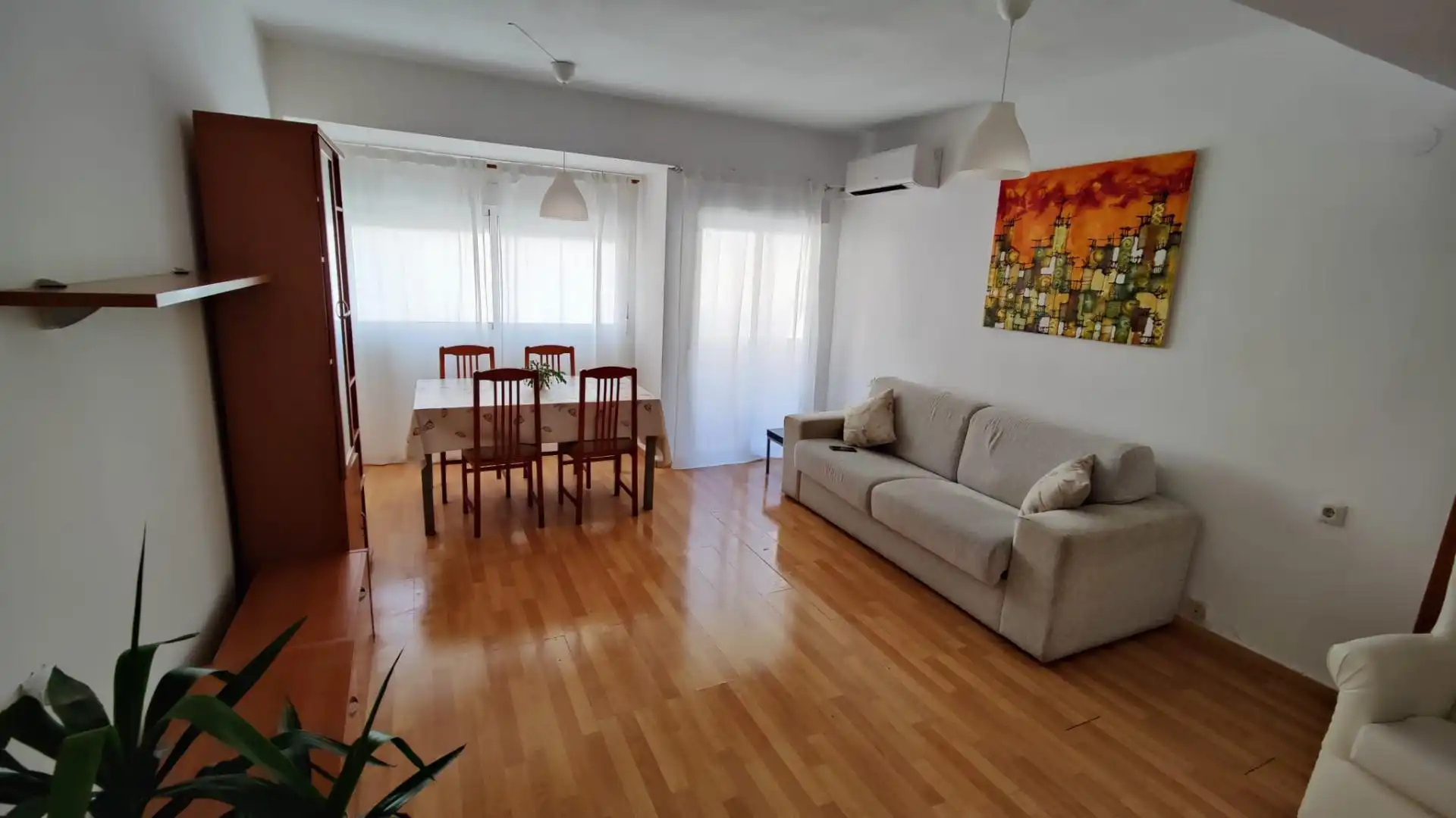 Habitació a Carrer de l'Enginer Manuel Maese, 16, La Malva-rosa