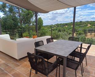 Terrassa de Casa o xalet de lloguer en Villanueva del Pardillo amb Aire condicionat, Terrassa i Piscina