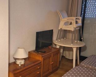 Study to rent in Calle Sierra del Almirez, 16, Veneziola