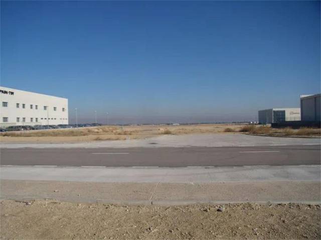 Terreno industrial en Venta en Calle Lerici, 18 en Garrapinillos