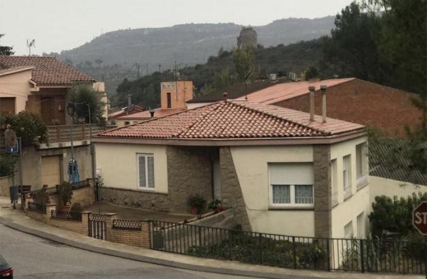 Casa o xalet en venda a Carrer de Les Escoles, 10, Monistrol de Montserrat, Barcelona - imatge 1 Foto 1 de Casa o xalet en venda a Carrer de Les Escoles, 10, Monistrol de Montserrat, Barcelona