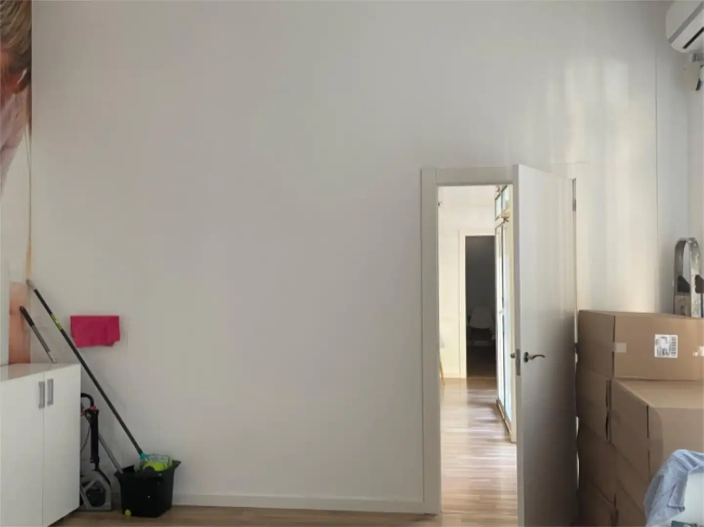 Office for rent in Valencia  with Air Conditioner, Heating and Furnished