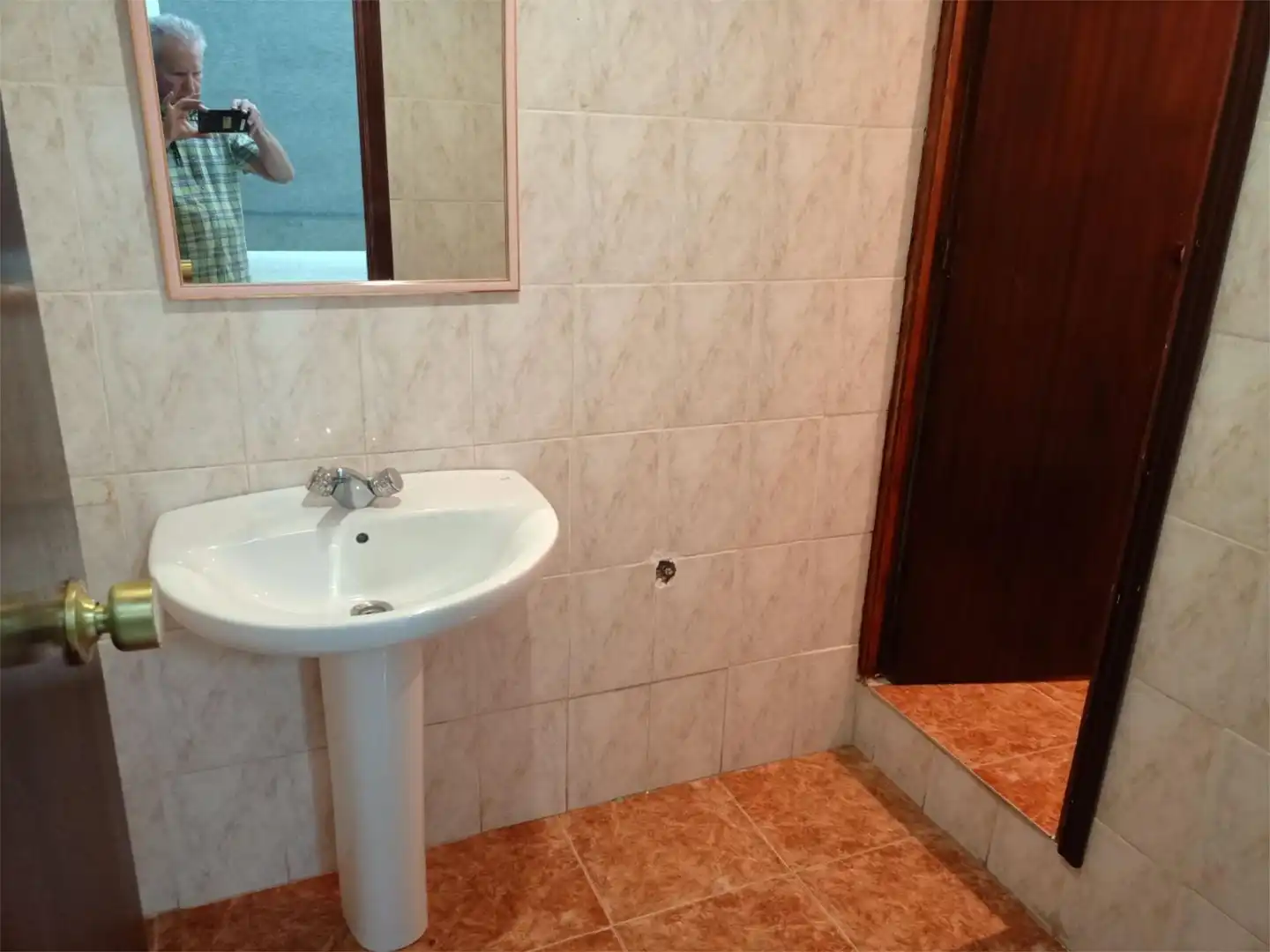 Geschaftsraum zur Miete in Calle Cavero Jadraque Pilar, 3, Barrio de San José Badezimmer von Geschaftsraum zur Miete in Zaragoza mit Klimaanlage