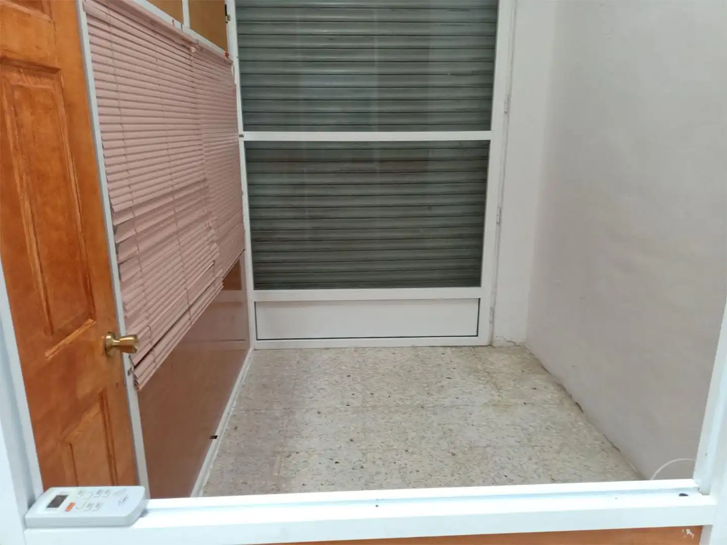 Geschaftsraum zur Miete in Calle Cavero Jadraque Pilar, 3, Barrio de San José Terrasse von Geschaftsraum zur Miete in Zaragoza mit Klimaanlage