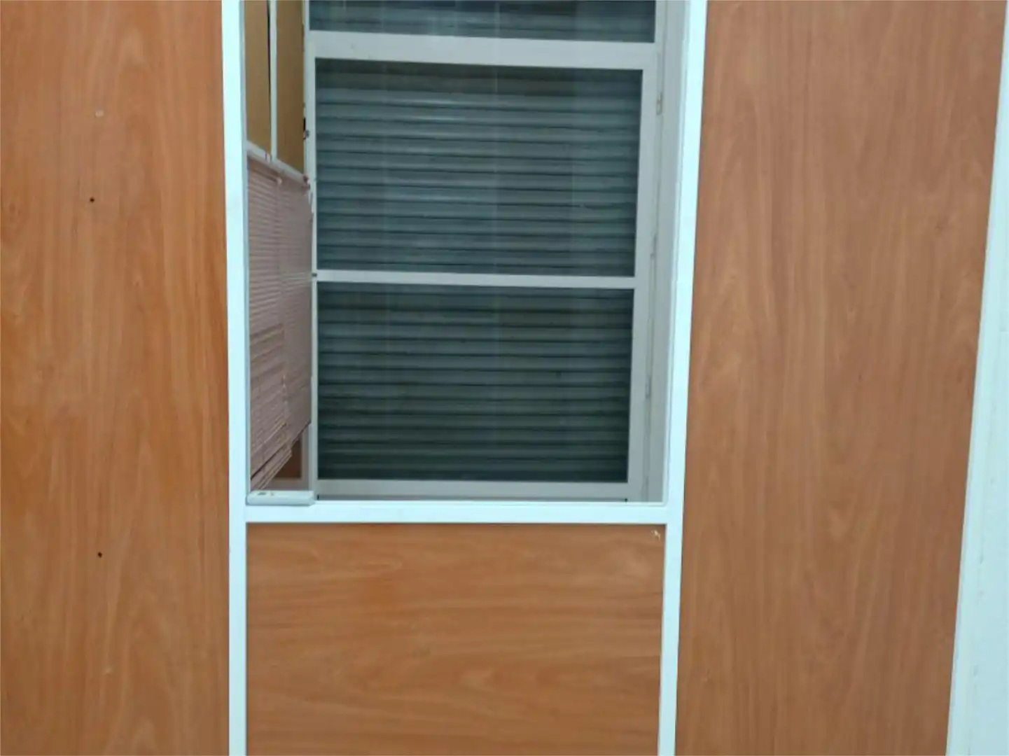 Geschaftsraum zur Miete in Calle Cavero Jadraque Pilar, 3, Barrio de San José Schlafzimmer von Geschaftsraum zur Miete in Zaragoza mit Klimaanlage