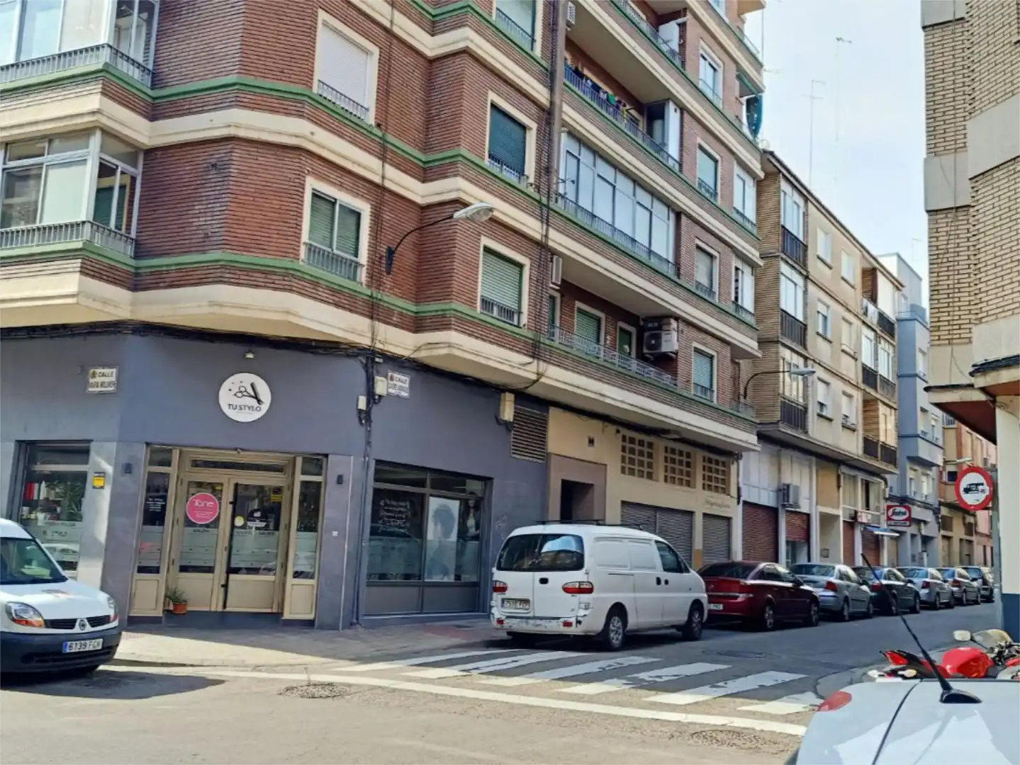Geschaftsraum zur Miete in Calle Cavero Jadraque Pilar, 3, Barrio de San José Außenansicht von Geschaftsraum zur Miete in Zaragoza mit Klimaanlage