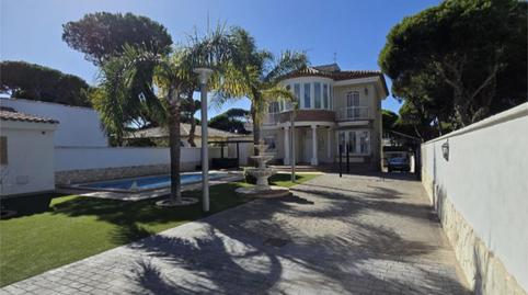 Casa o chalet en venta en Calle el Cangrejo, 25, La Barrosa, Chiclana de la Frontera - imagen 4 Foto 4 de Casa o chalet en venta en Calle el Cangrejo, 25, La Barrosa, Chiclana de la Frontera