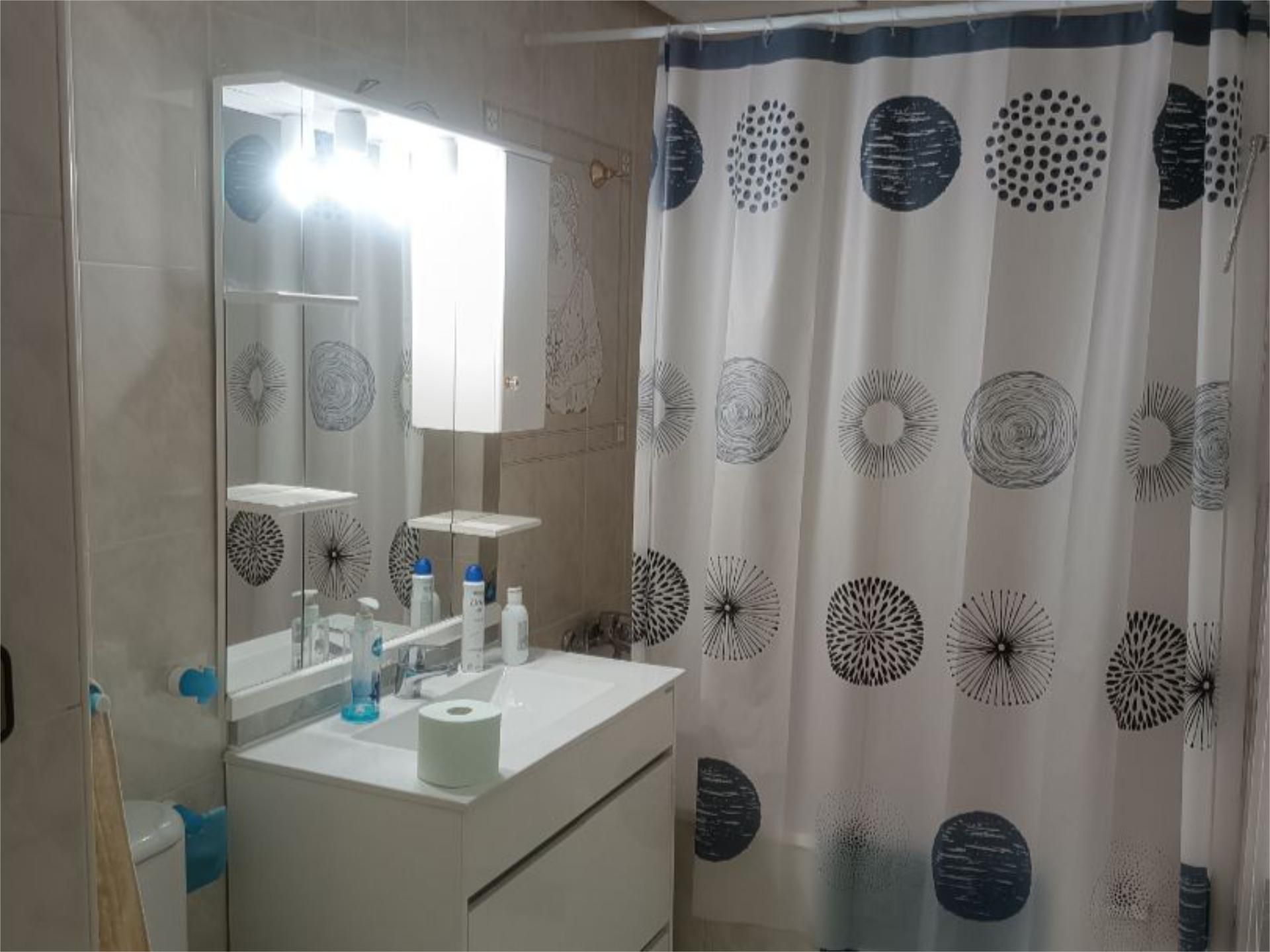 Bathroom of Flat for sale in  Jaén Capital  with Air Conditioner, Storage room and Balcony