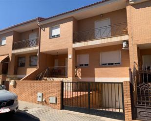 Exterior view of Single-family semi-detached for sale in Bargas  with Air Conditioner, Terrace and Balcony