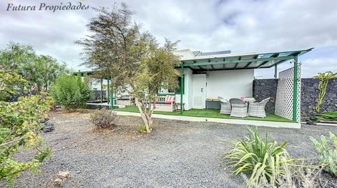 House or chalet for sale in Calle Montaña Bermeja, 23, Yaiza pueblo, Las Palmas - image 2 Photo 2 of House or chalet for sale in Calle Montaña Bermeja, 23, Yaiza pueblo, Las Palmas