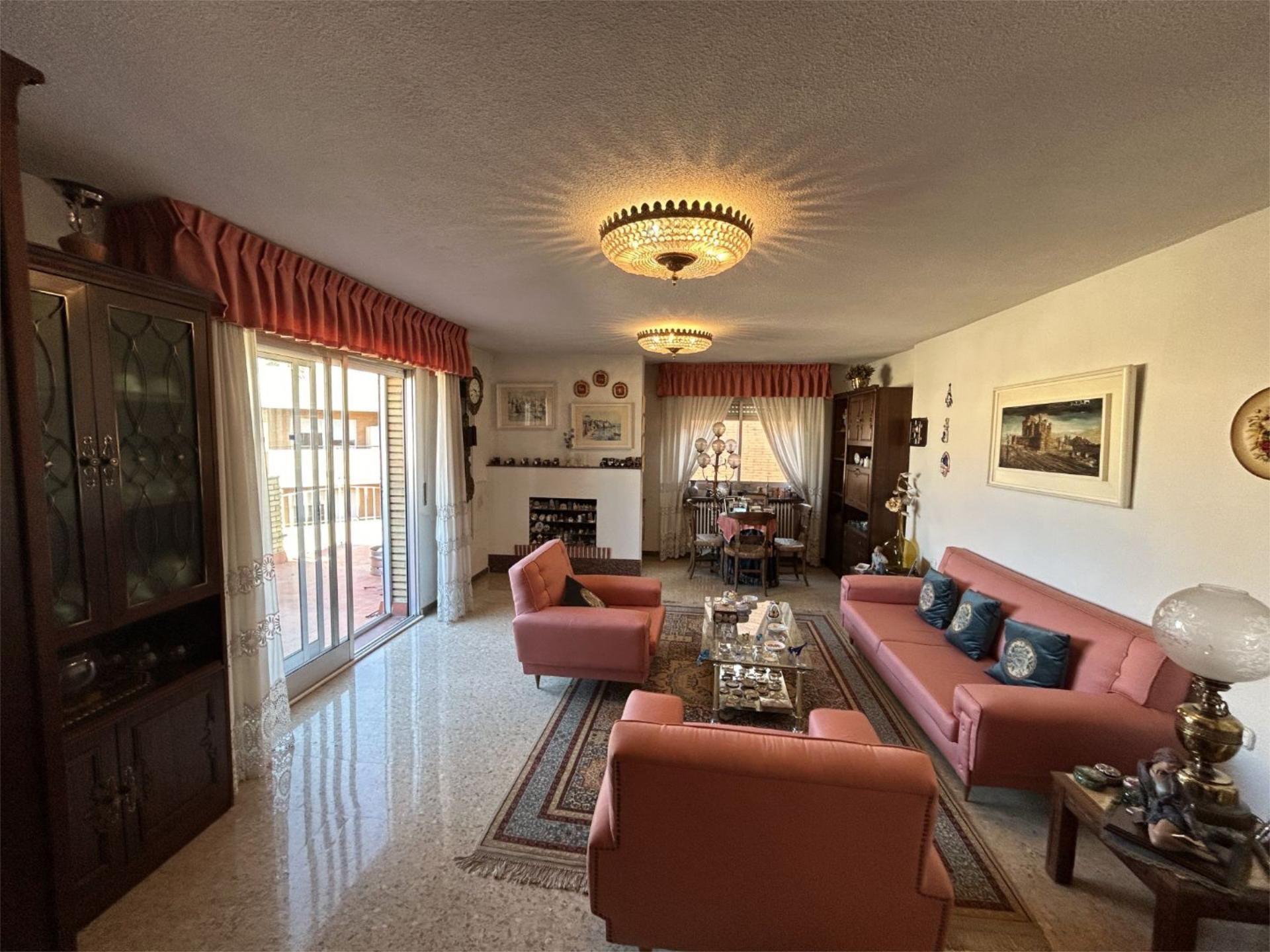 Living room of Flat for sale in  Granada Capital  with Air Conditioner and Terrace