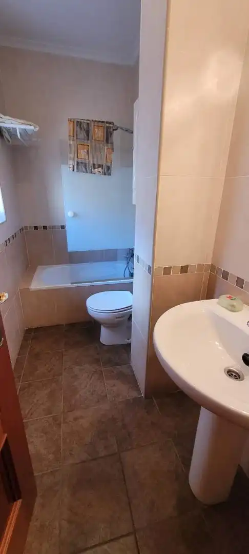 Houses for sale in Calle del Medio, Aldeanueva de la Sierra Bathroom of Houses for sale in Aldeanueva de la Sierra with Heating, Storage room and Furnished