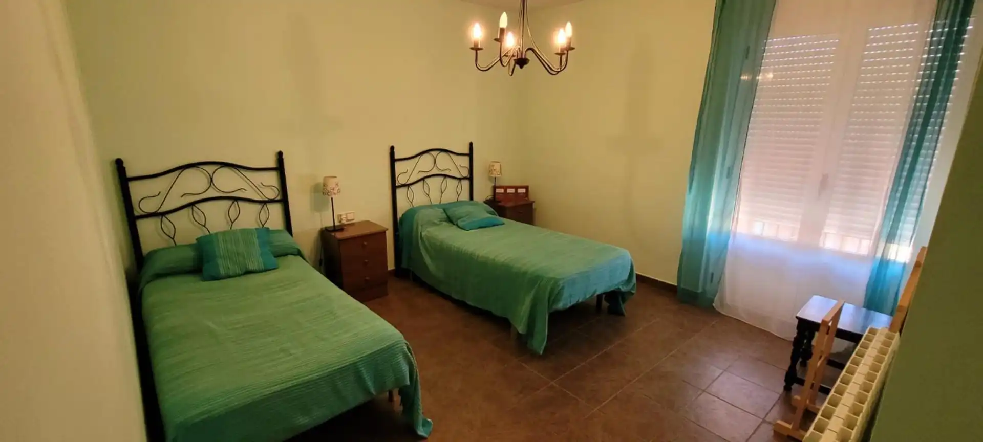 Houses for sale in Calle del Medio, Aldeanueva de la Sierra Bedroom of Houses for sale in Aldeanueva de la Sierra with Heating, Storage room and Furnished