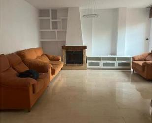 Sala d'estar de Apartament de lloguer en Mijas amb Terrassa