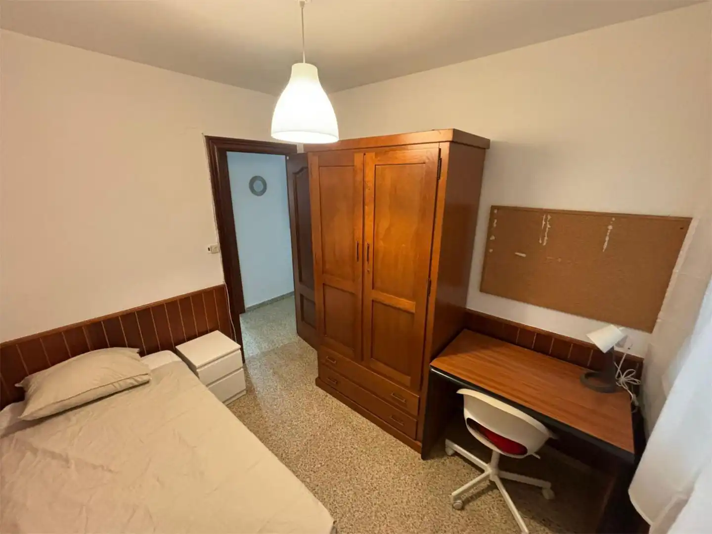 Habitación en Calle Almenillas, 8, Camino de Ronda Habitación de Piso para compartir en Granada con Aire acondicionado, Amueblado y Balcón