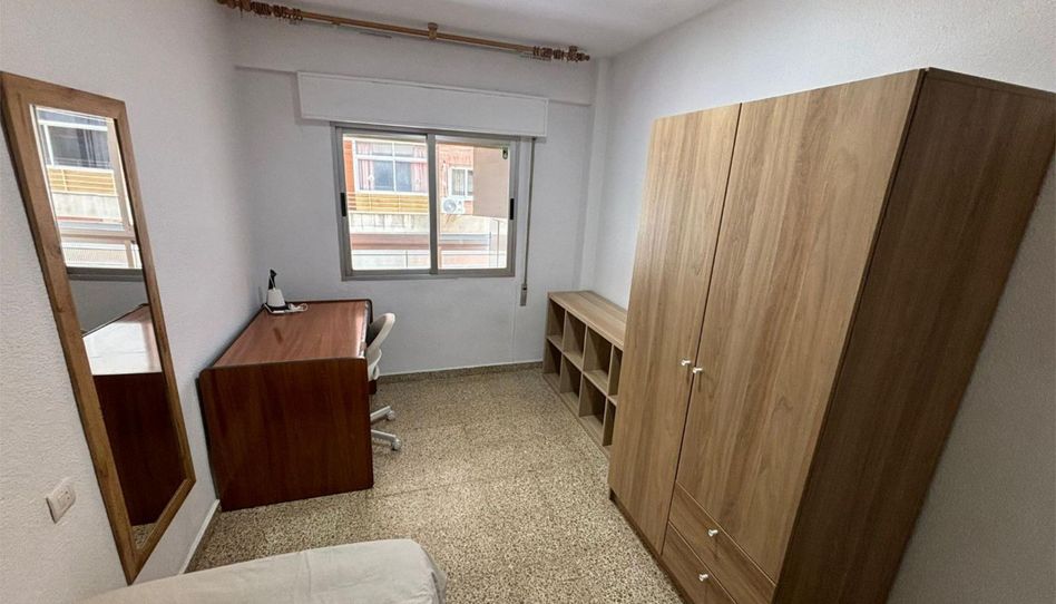 Habitación en Calle Almenillas, 8, Camino de Ronda, Granada Capital - imagen 1 Foto 1 de Habitación en Calle Almenillas, 8, Camino de Ronda, Granada Capital