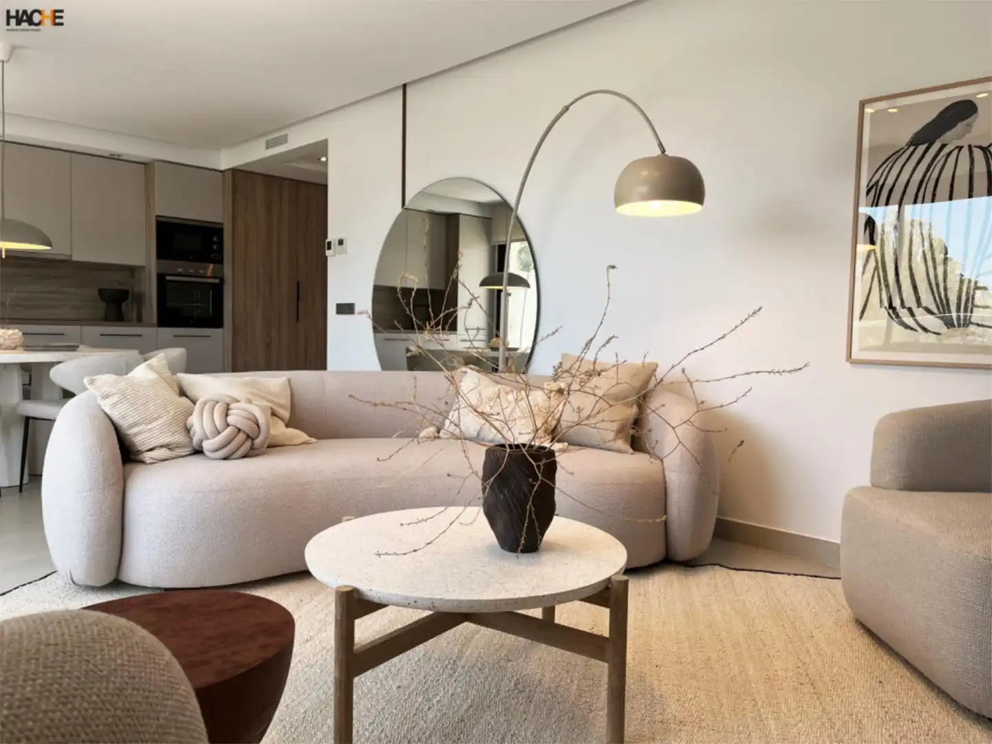 Wohnung zum Verkauf in Urbanizacion el Herrojo, 238, La Quinta Wohnzimmer von Wohnung zum Verkauf in Benahavís mit Klimaanlage, Terrasse und Schwimmbad