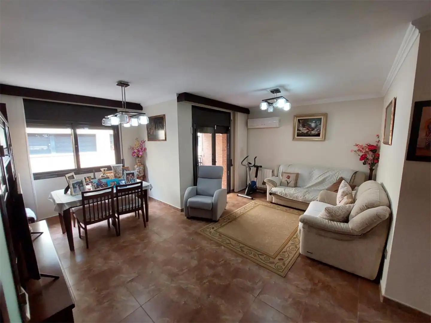 Sala d'estar de Casa o xalet en venda en Tordera amb Aire condicionat, Calefacció i Terrassa