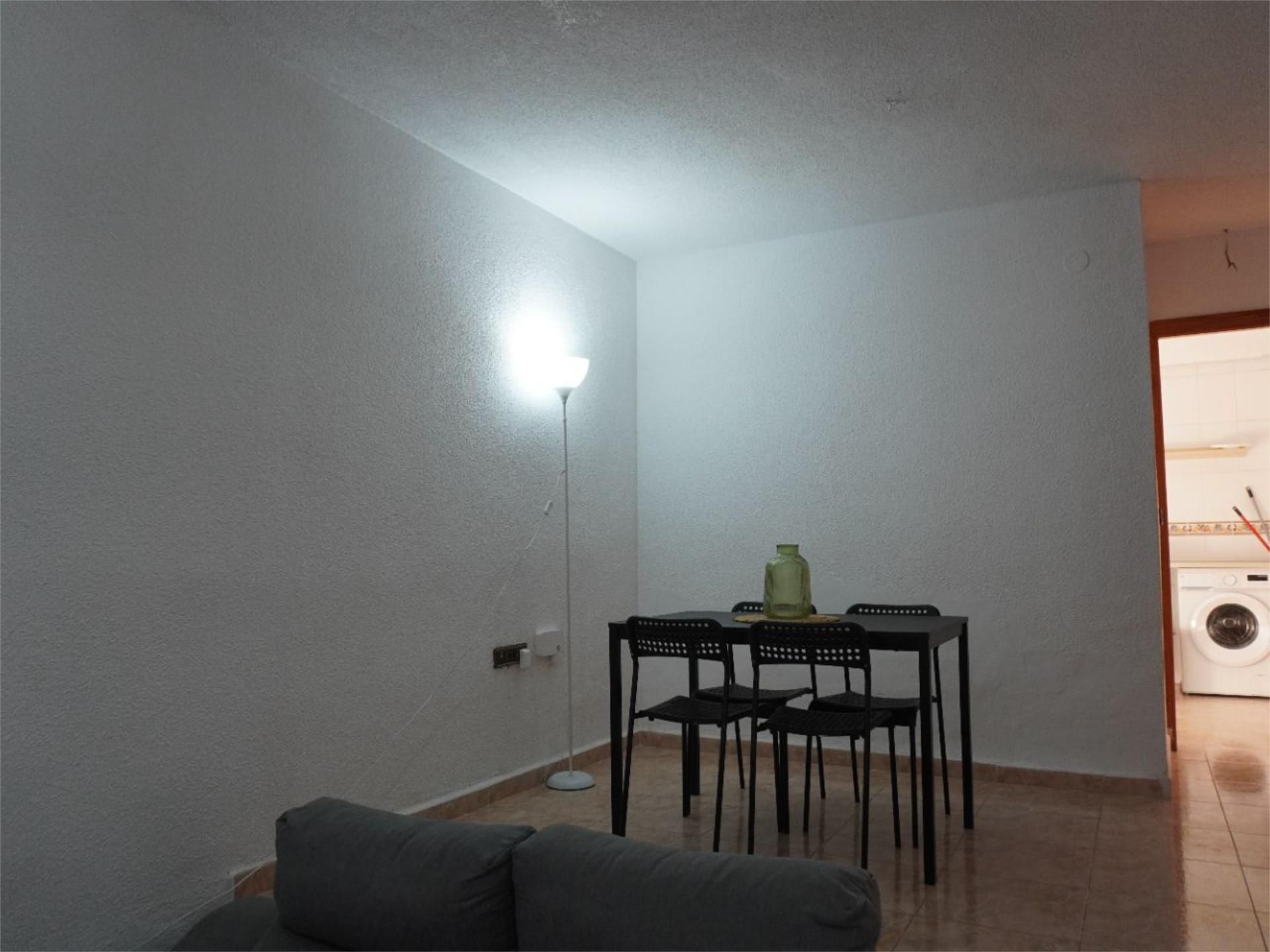 Bedroom of Duplex to share in  Murcia Capital  with Air Conditioner, Heating and Terrace
