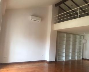 Attic to rent in Alicante / Alacant  with Air Conditioner