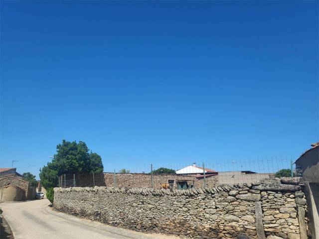 Terreno en Venta en Calle Medio, 2 en Peralejos de Abajo