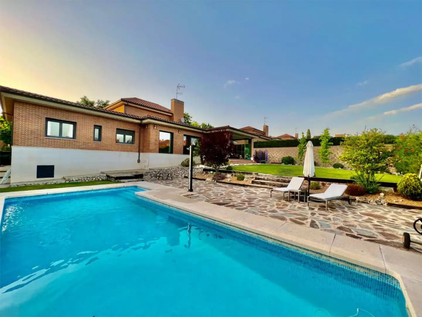 Houses for rent in Calle Ladera del Sol, 16, Sotoverde