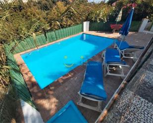 Schwimmbecken von Einfamilien-Reihenhaus miete in Nerja mit Terrasse und Schwimmbad