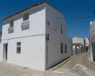 Exterior view of House or chalet for sale in Fregenal de la Sierra  with Terrace