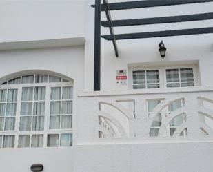 Exterior view of Single-family semi-detached to rent in Telde  with Air Conditioner and Balcony