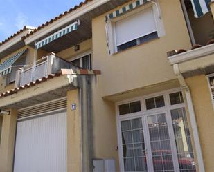 Vista exterior de Casa o xalet en venda en  Toledo Capital amb Aire condicionat, Terrassa i Piscina