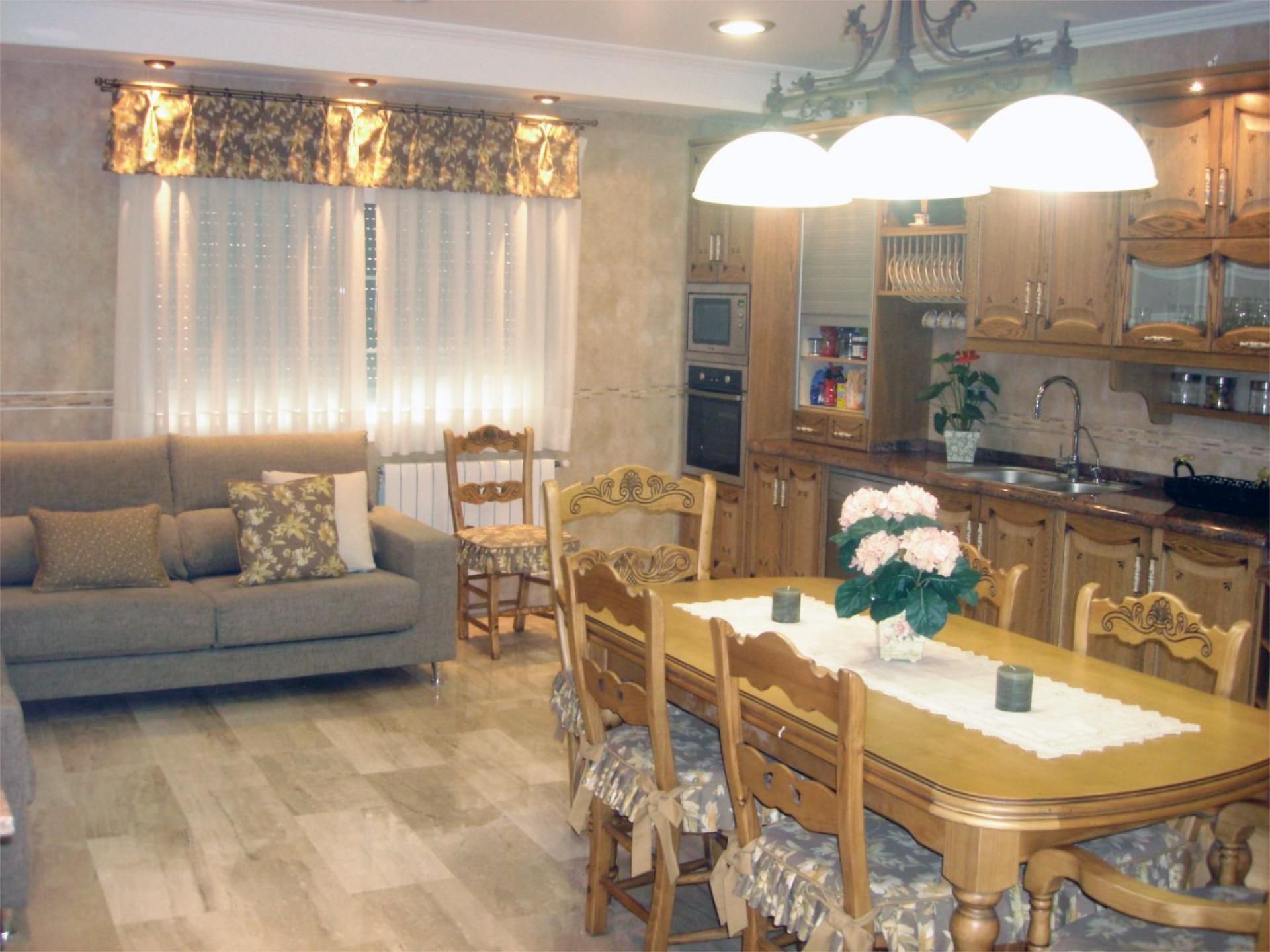 Dining room of Single-family semi-detached for sale in Huesa  with Air Conditioner, Heating and Terrace