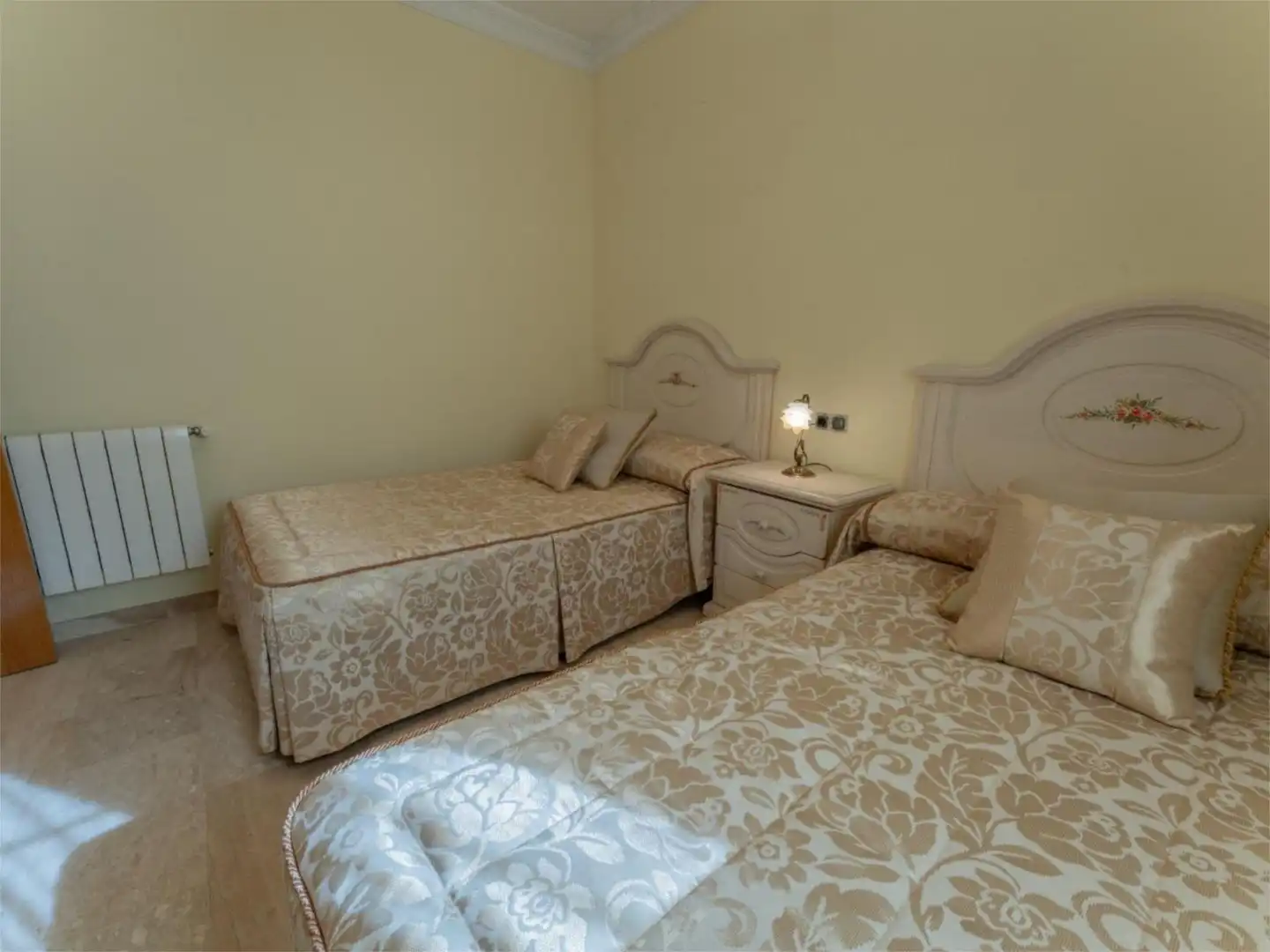 Flat for sale in Huesa Bedroom of Flat for sale in Huesa with Air Conditioner, Heating and Terrace