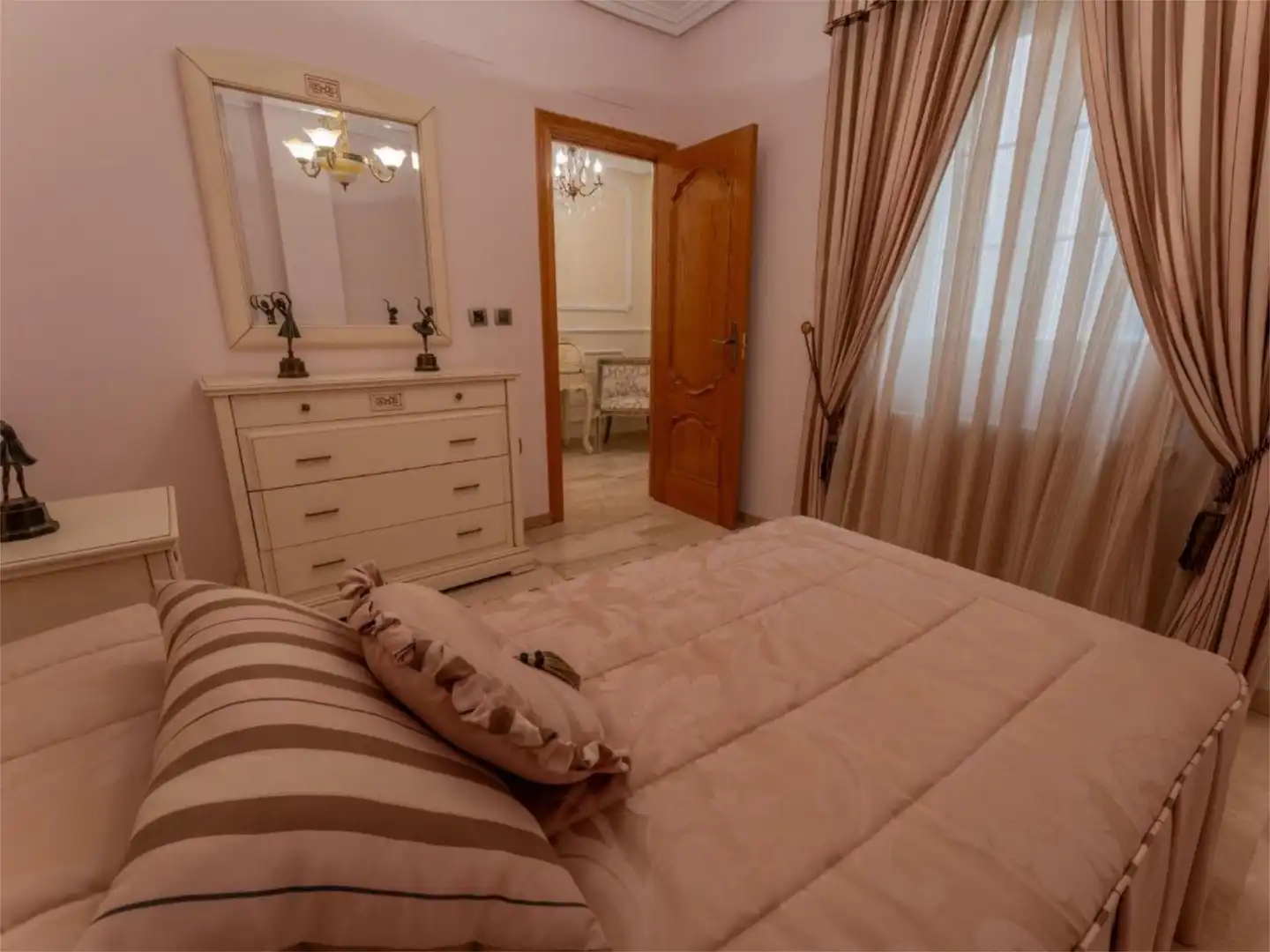 Flat for sale in Huesa Bedroom of Flat for sale in Huesa with Air Conditioner, Heating and Terrace
