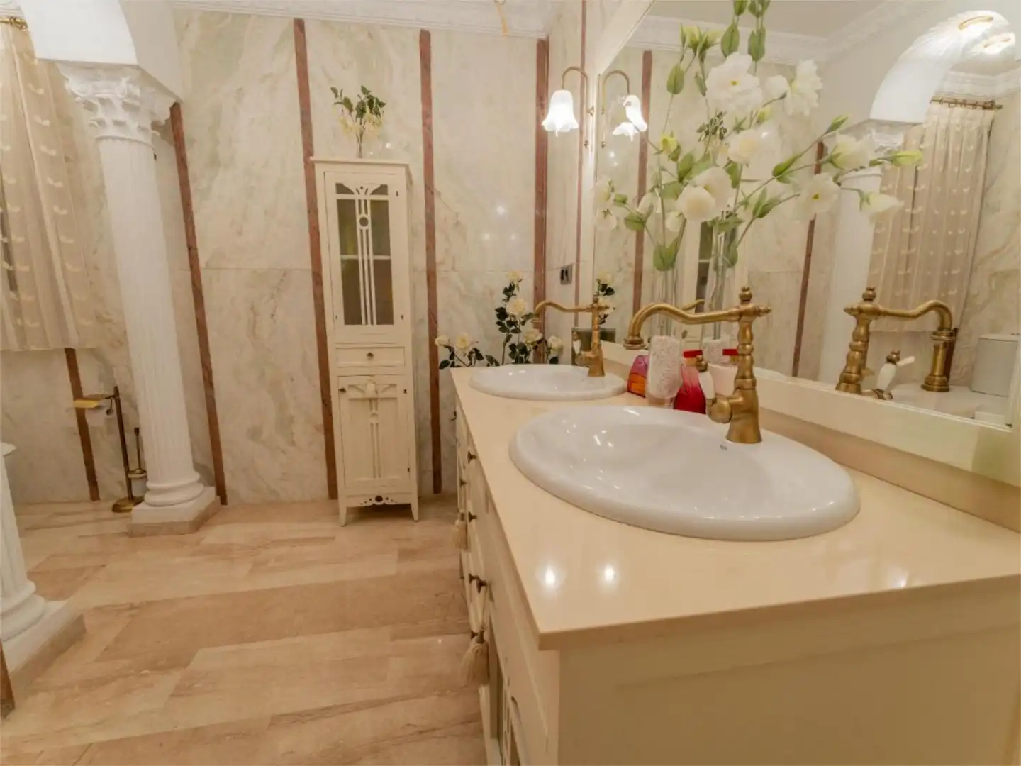 Flat for sale in Huesa Bathroom of Flat for sale in Huesa with Air Conditioner, Heating and Terrace