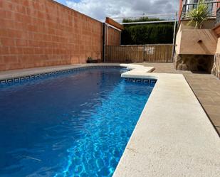 Swimming pool of House or chalet for sale in Almodóvar del Campo  with Air Conditioner, Terrace and Swimming Pool