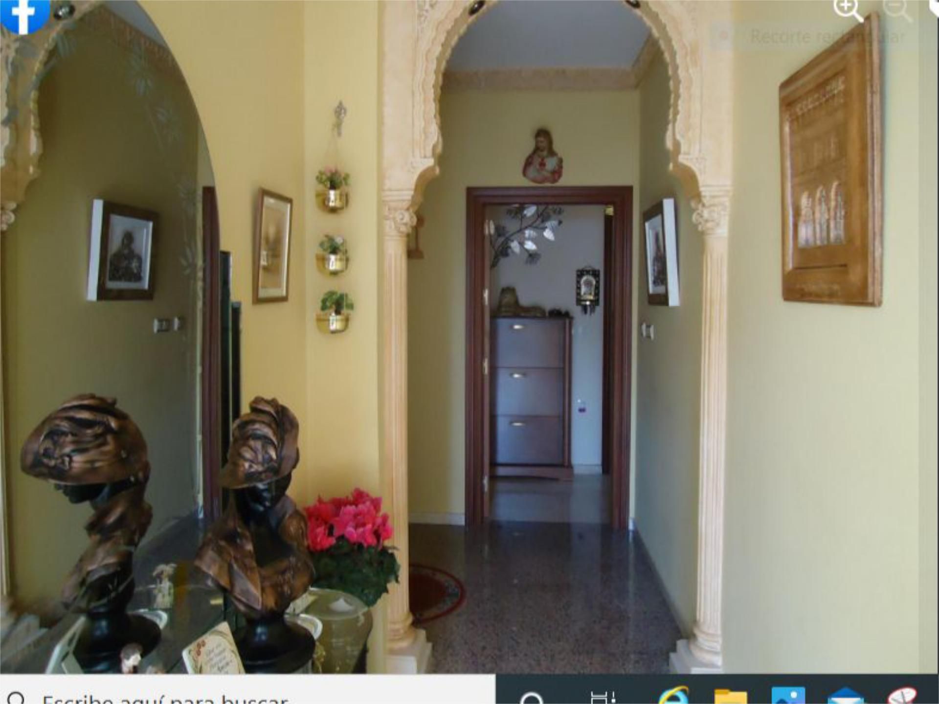 Single-family semi-detached to share in  Granada Capital  with Air Conditioner, Parquet flooring and Terrace