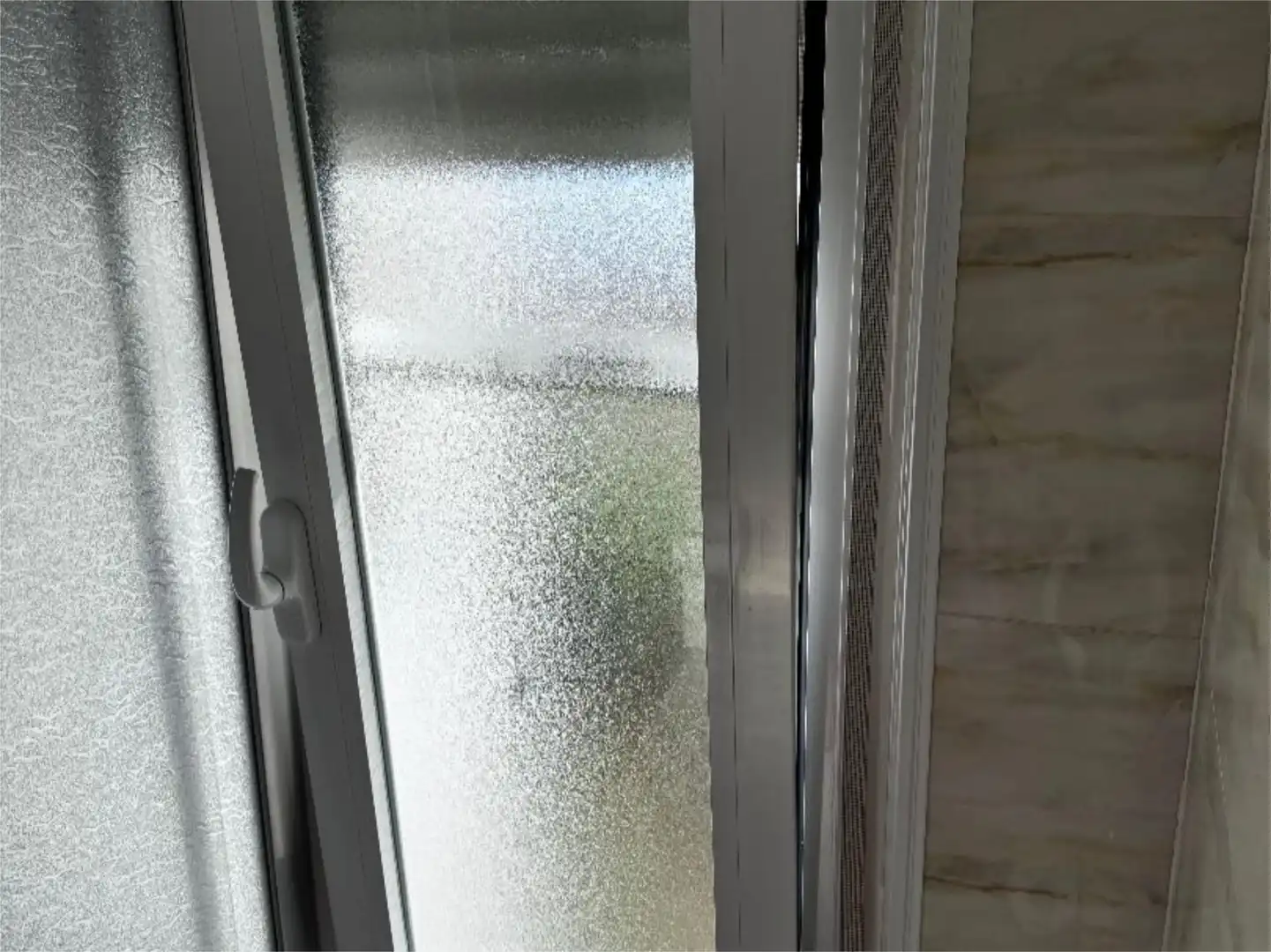 Außenansicht von Wohnung zum Verkauf in El Torno  mit Klimaanlage, Heizung und Terrasse