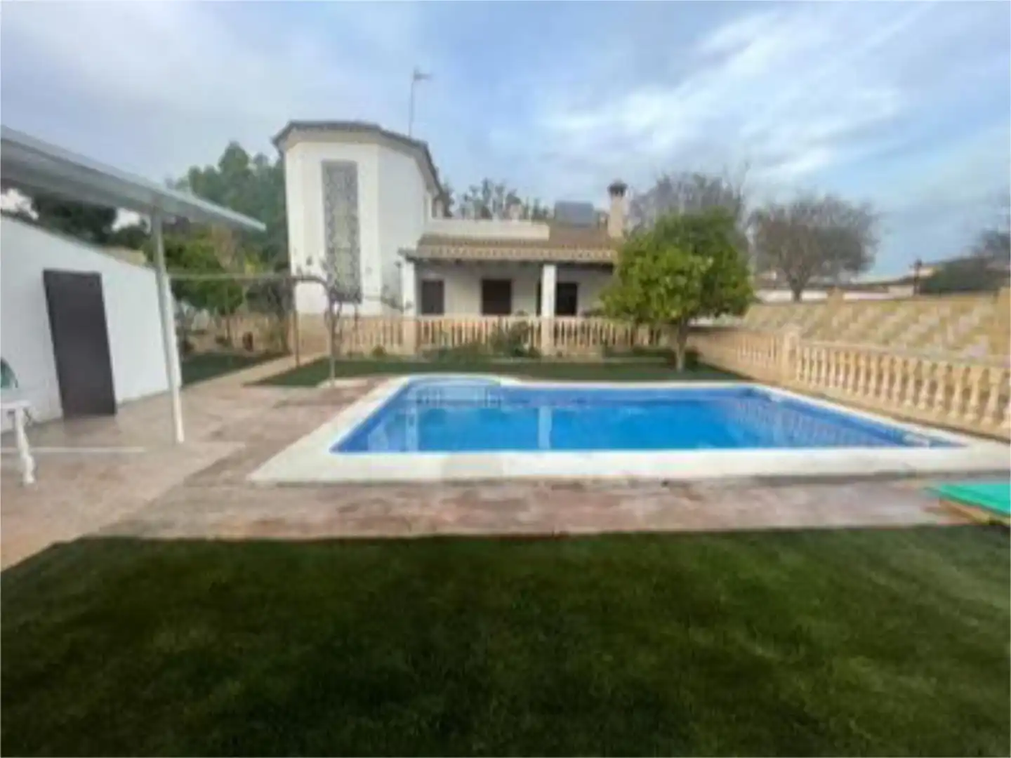 Houses for sale in Junta de Los Ríos, 32a, Arcos de la Frontera Swimming pool of Houses for sale in Arcos de la Frontera with Air Conditioner, Terrace and Swimming Pool