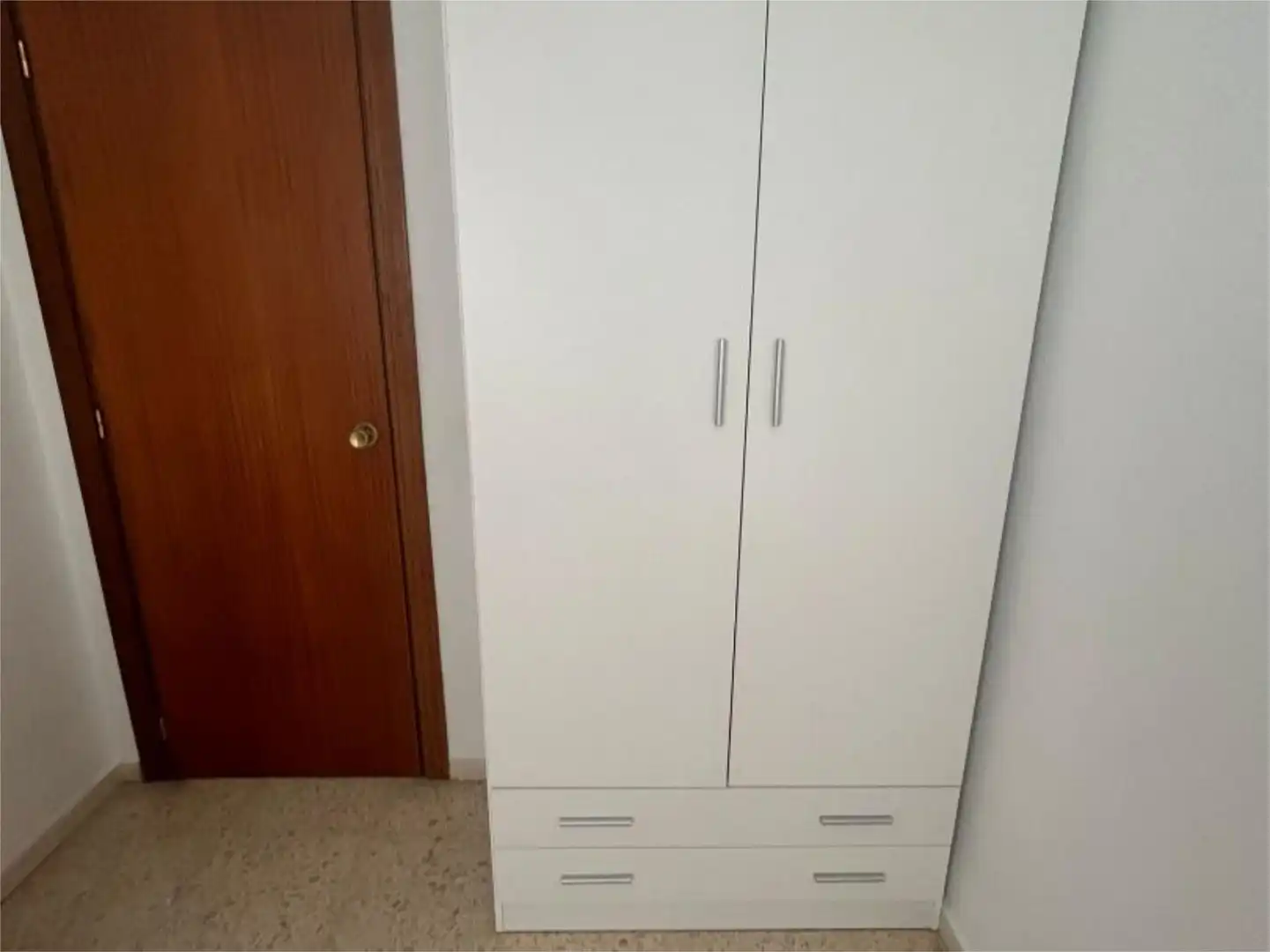 Habitación en Calle Alcalde Isacio Contreras, 10, La Calzada - La Florida Habitación en Calle Alcalde Isacio Contreras, 10, La Calzada - La Florida